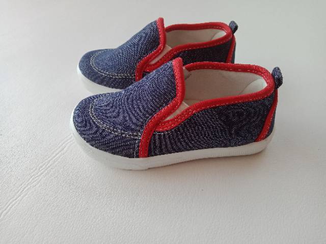 Sepatu Anak Laki-laki Simple Model Karet Pinggir Usia 1 2 3 Tahun Murah Lucu