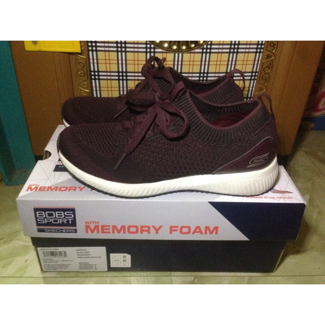 Preloved SKECHERS size 36