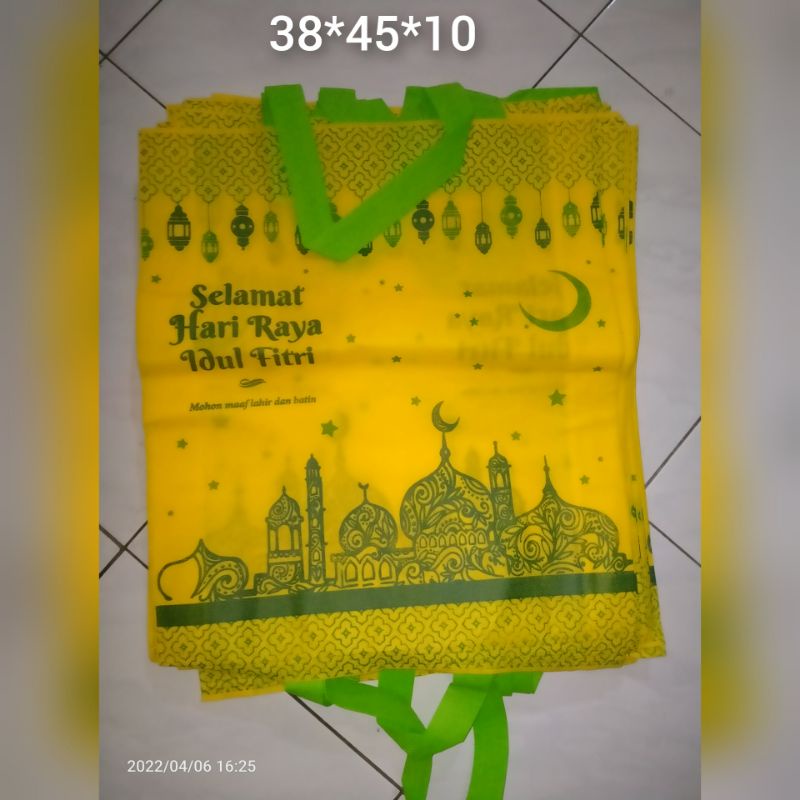 

Tas parcel lebaran spound jumbo dan tas plastik lebaran