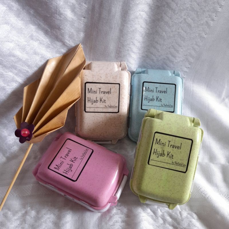 Mini Travel Hijab Kit / Compact Hijab Kit / Set jarum hijab | by Thedailytats
