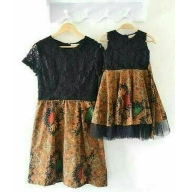 Dress Brokat Kombinasi Batik