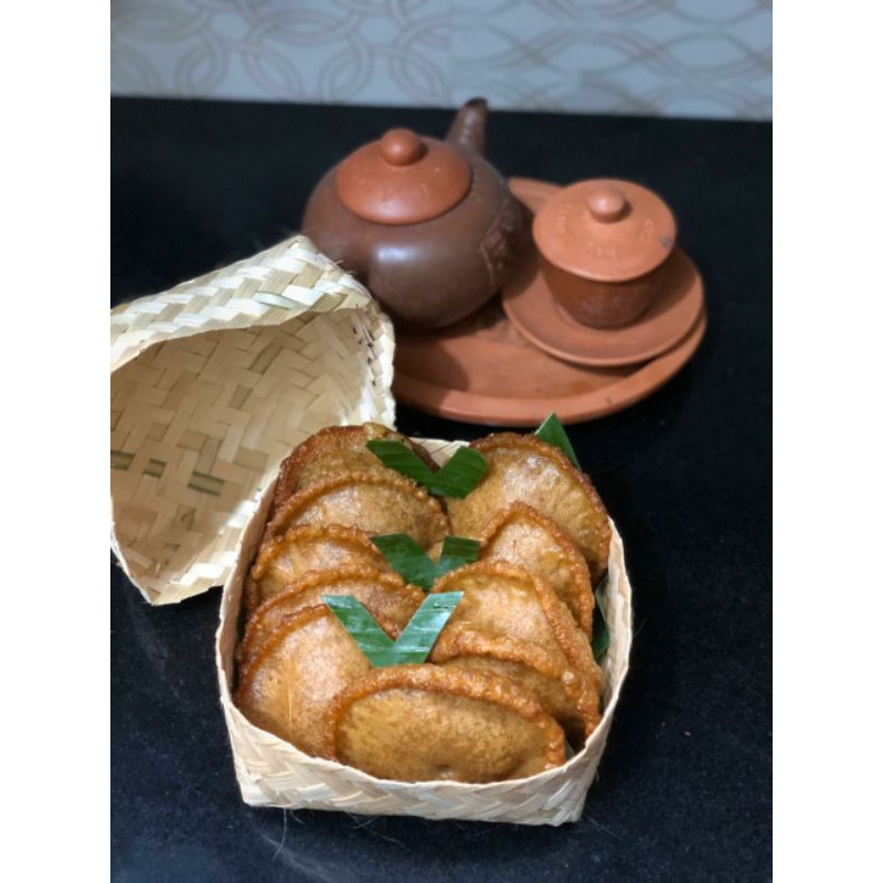 

kue cucur|jajanan pasar|kue tradisional|kue cucur