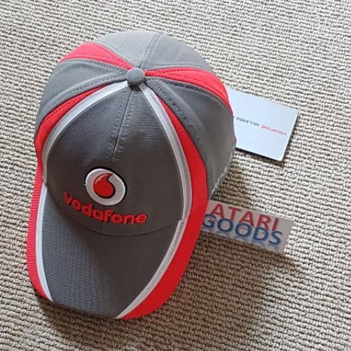Topi / Cap F1 Vodafone McLarren Mercedes Original
