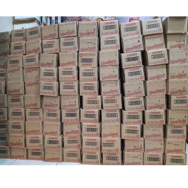 

Terbaru 12.12 COKELAT SILVERQUEEN 65gr 1 BOX 6pcs