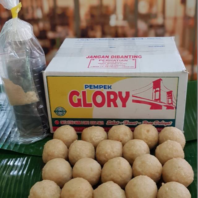 

Pempek Glory > Pempek Adaan