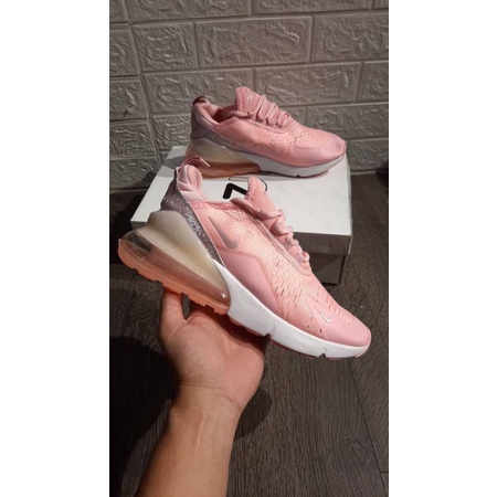 Jual Sepatu Sneakers Nike Air Max 270 
