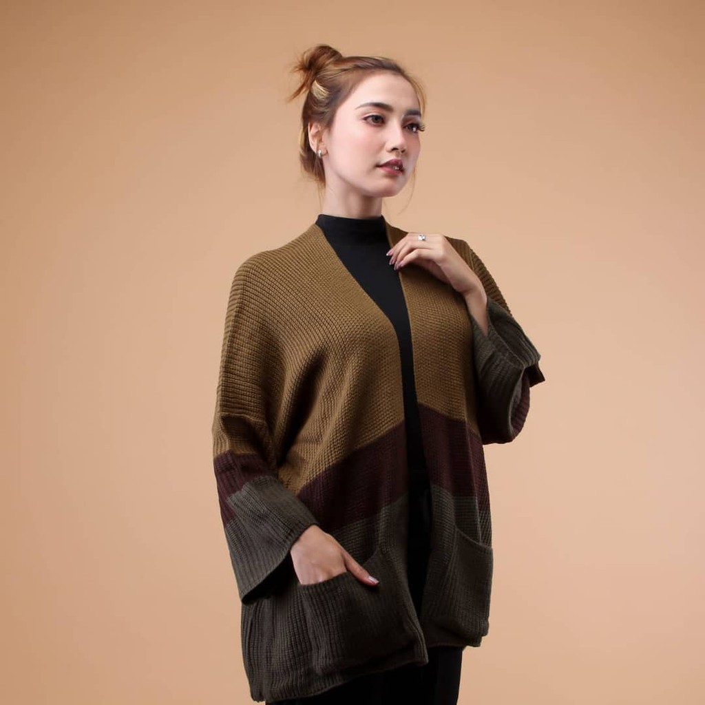 Cameroon Cardy / Cardigan Oversize / Cardigan Wanita-1