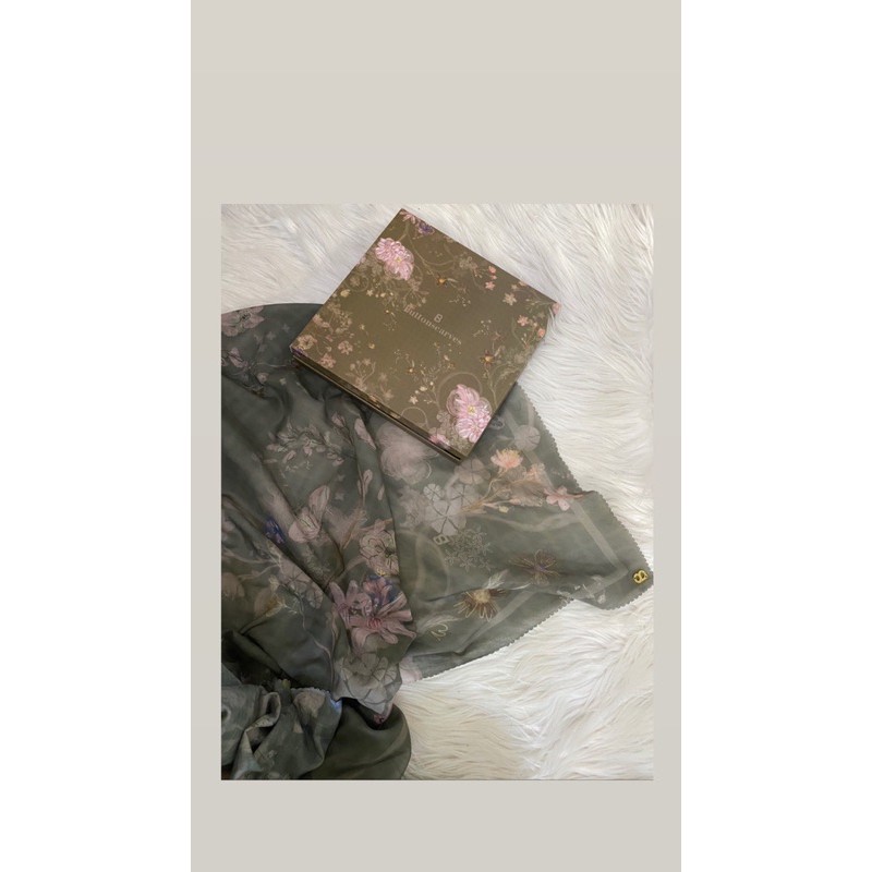 buttonscarves sofya series