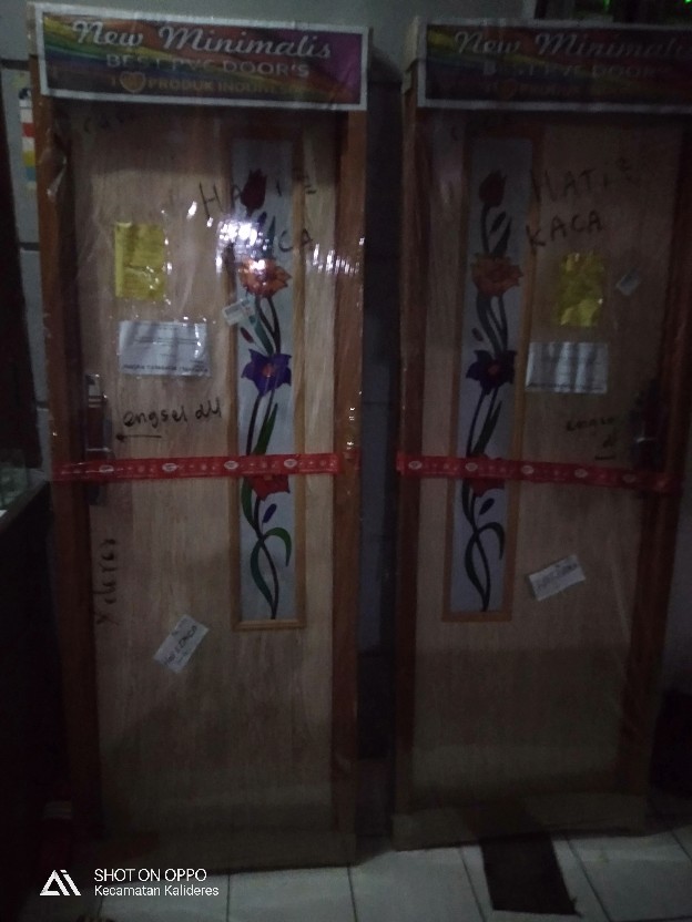 Pintu Kamar Mandi Pvc Motif Kaca Bunga Coklat Minimalis Lukis Gravir Kayu Jati