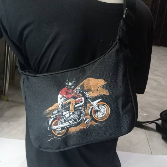 TAS SELEMPANG HONDA CB