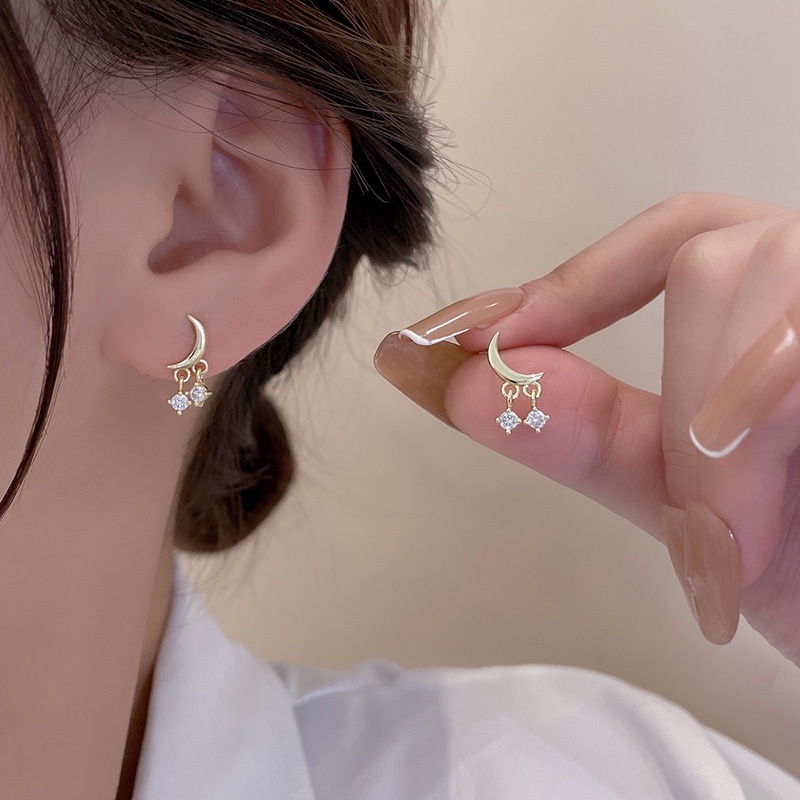 Korea Gaya Sederhana Anting Bintang Bulan Emas Pejantan Baja Titanium Perhiasan Fashion Wanita S925 Sterling Perak Jatuhkan Anting Earrings