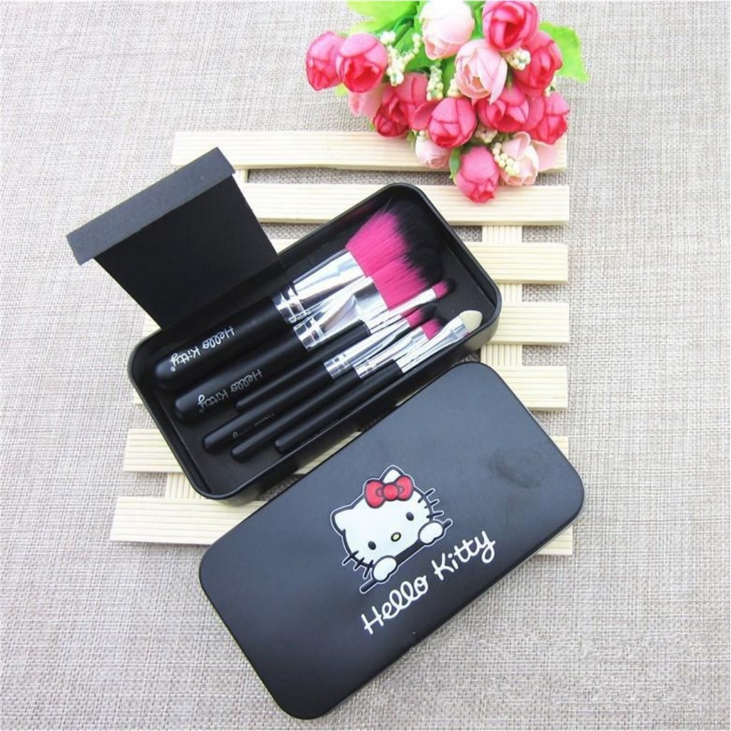 GO! KM053 SET KUAS MAKE UP WANITA HELLO KITTY DORAEMON BRUSH 7 IN 1 SET MAKE UP TOOLS PRAKTIS COD