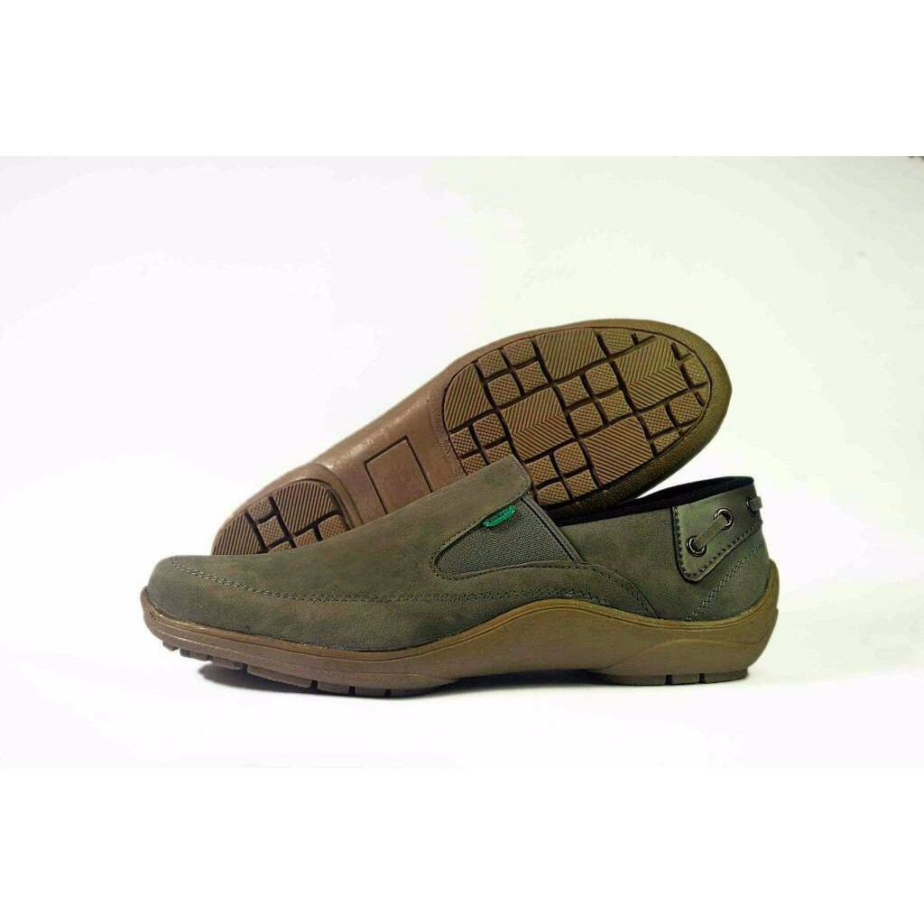 SEPATU SANTAI PRIA CASUAL KICKERS SLOP JABLAY BEST SELLERS GRADE ORI MURAH MERIAH