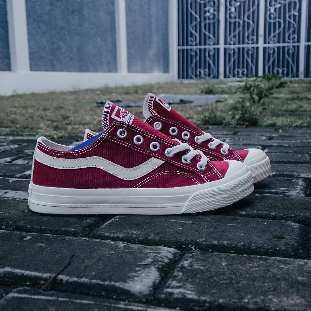 Sepatu Ventela Public Low Black Natural / Dark Yellow / Dark Green / Navy / Grey / Maroon / Oreo-2