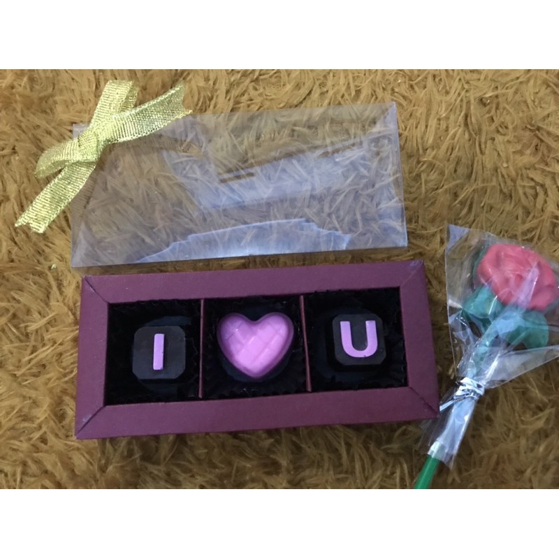 

Kado coklat box / coklat gift / coklat ucapan / coklat i love you