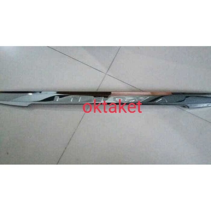 trunk lid list bagasi grand innova 2012-2013 emboss full chrome