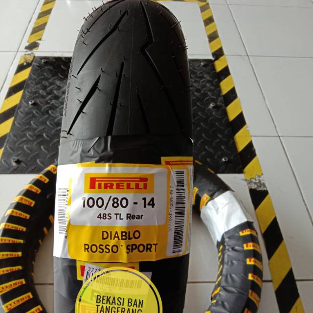 Ban Pirelli Diablo Rosso sport 100/80 ring 14
