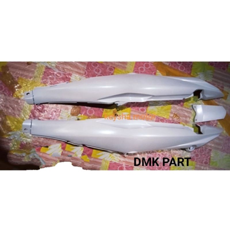 Body belakang Jupiter z new burhan warna putih cover body jupiter z new putih body set pet sumbangan