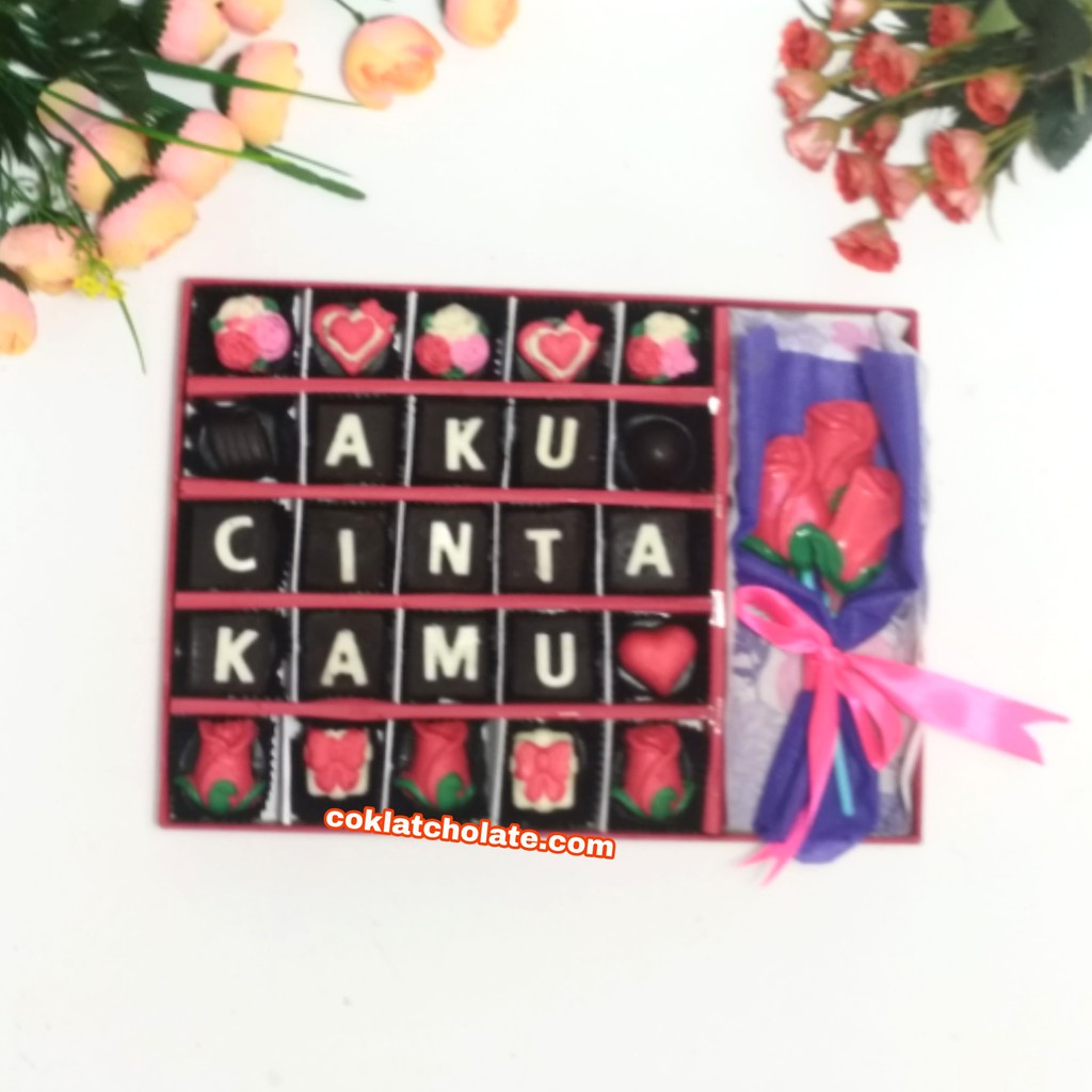 

Coklat Kado Hadiah Valentine Valentin Kado Ulang Tahun Ultah Aniversary Pasangan Suami Istri Cowok