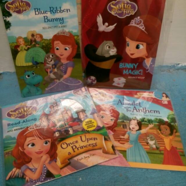 Paket Sofia The First (4 buku plus cd and stiker inside)