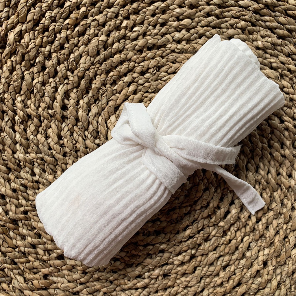 BERGO PLISKET LIDI PREMIUM Jilbab Instan tali Non tali Bahan Ceruty Jahit tepi-Tali Bw