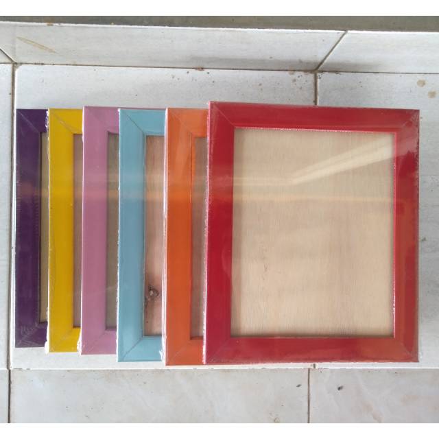 

10r warna-warni (Free bubble wrap)