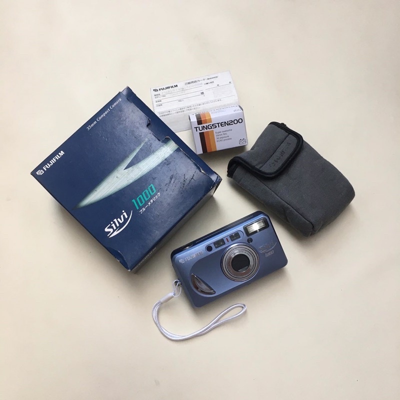 kamera analog 35mm FUJIFILM SILVI 1000 + roll film TUNGSTEN 200