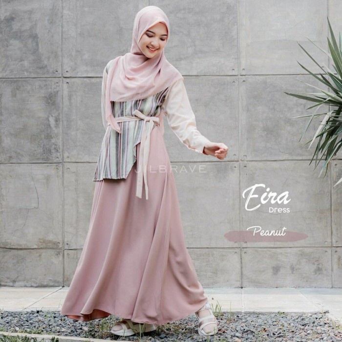 PREMIUM EIRA DRESS JILBRAVE / GAMIS SYARI KEKINIAN MOTIF GARIS ELEGANT - PEANUT, M