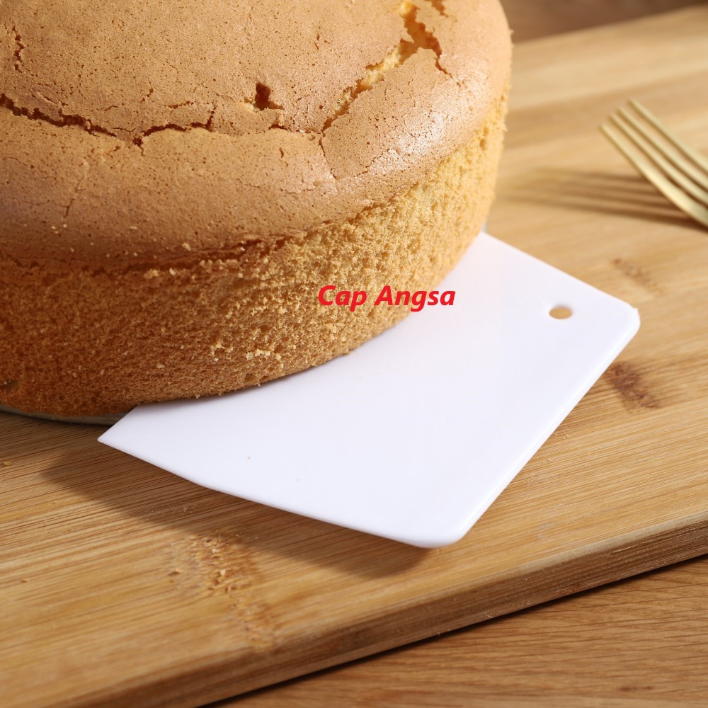 SCRAPPER SCRAPER PLASTIK PLASTIC TRAPEZIUM PEMOTONG PERATA SPATULA ADONAN BESAR KECIL KUE DOUGH VARIATY SHAPE AND SIZE S XS M