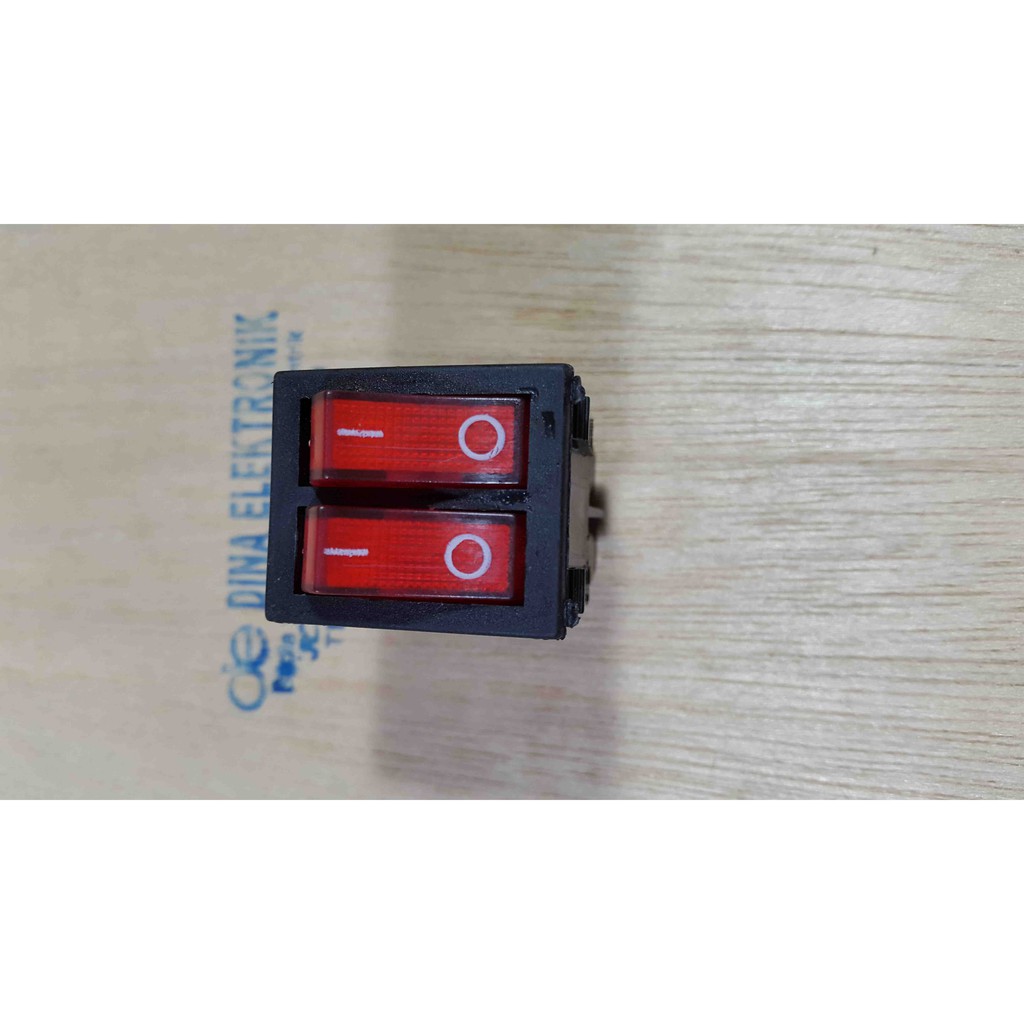 SKAKEL SAKLAR BESAR DOUBLE SWITH PLUS LAMPU