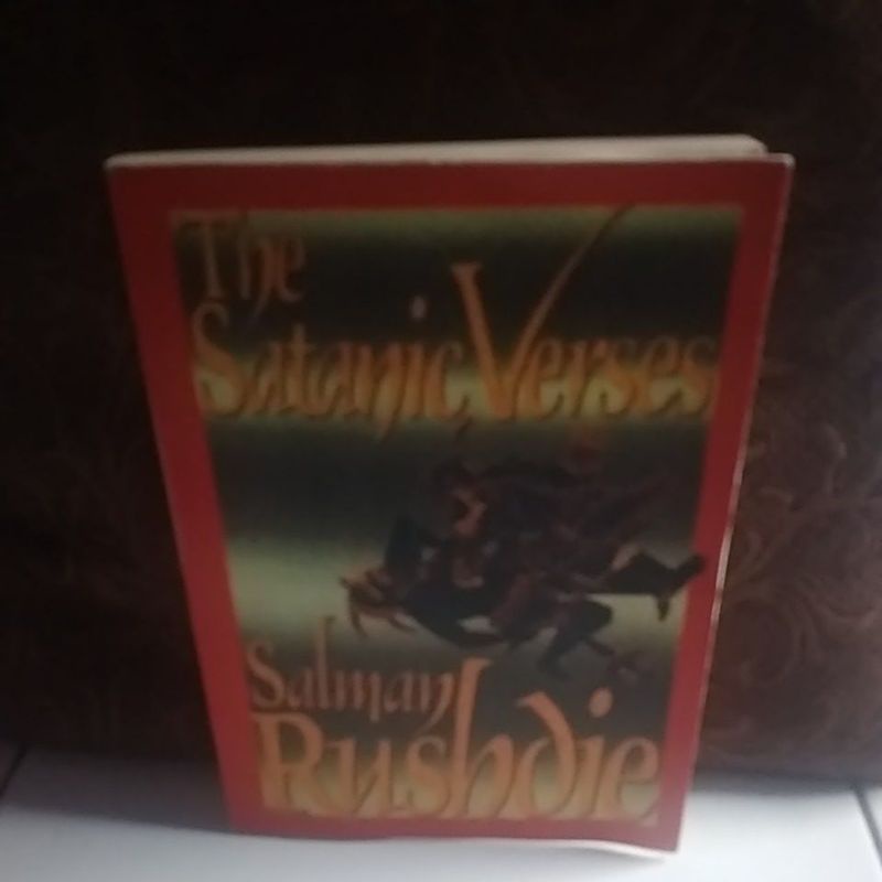 Ayat - Ayat Setan Salman Rushdie