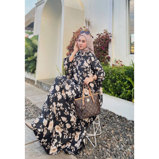 kaftan branded kaftan dior kaftan silk kaftan motif kaftan ld 120-150 kaftan busui