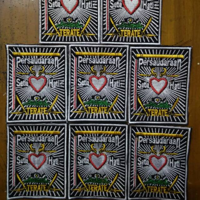 Bet dada lambang psht bordir