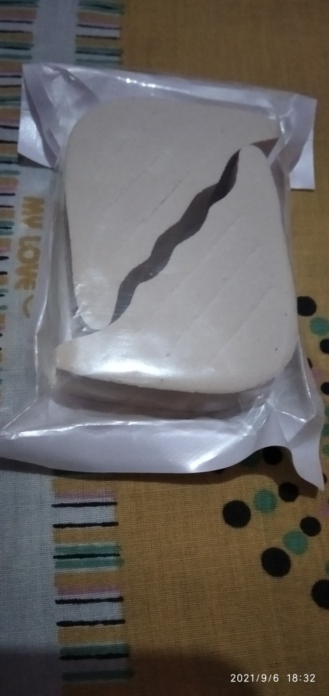 Bryan Busa Ganjalan Solusi Sepatu Pantofel Kebesaran Longgar Cream Hitam Pengganjal Sepatu Depan