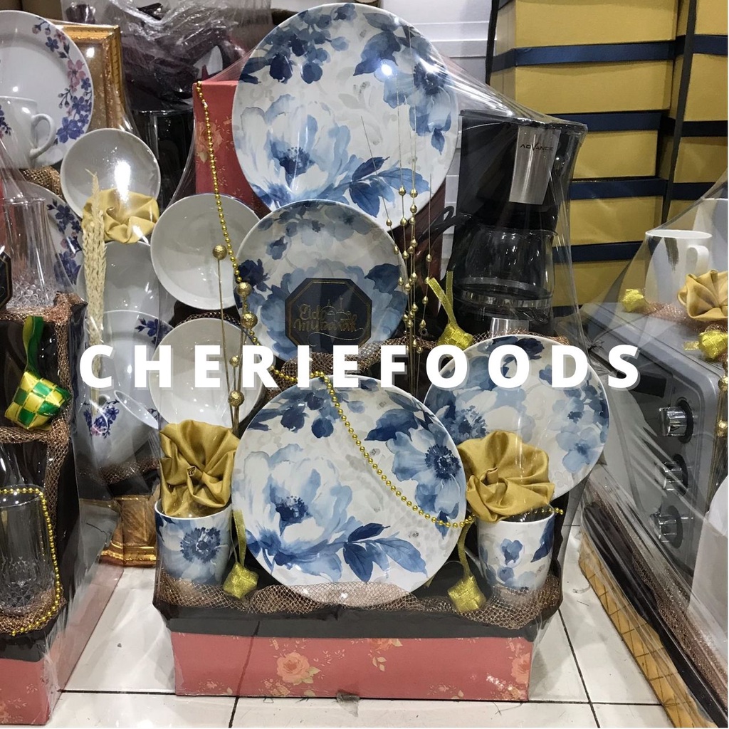 

Parcel Lebaran Dinner set+Coffe Maker / Dinner Set Sango / Pecah Belah - Biru Bunga
