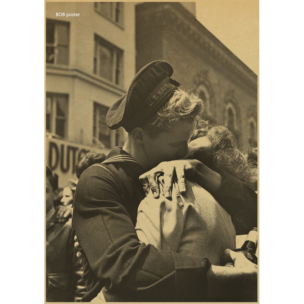 Poster Stiker Dinding Desain Victory Kiss The Classic Retro Vintage Bahan Kertas Coklat
