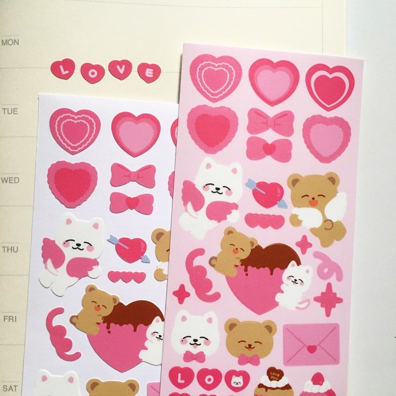 

peachubbang - ‘Love is sweet’ Sticker