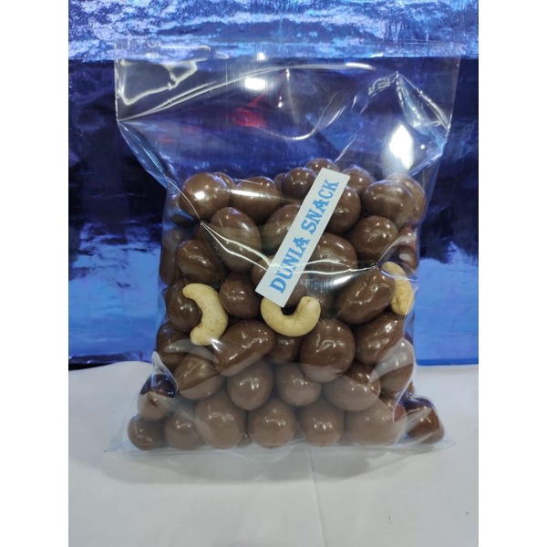 

coklat isi kacang Mede 500gr