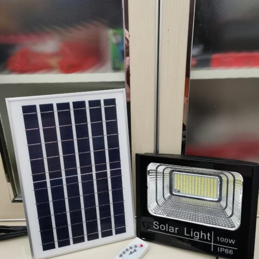 Lampu Led Sorot Tenaga Surya 100 Watt Solar Panel Sunpro 100w