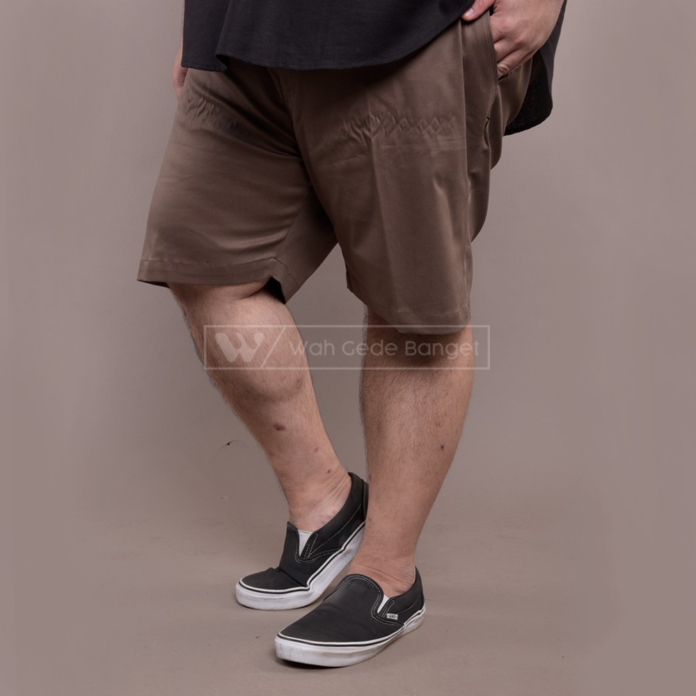 

WGB Hansel Mocca Celana Chino Pendek Big Size Jumbo XXL XXXL WGB