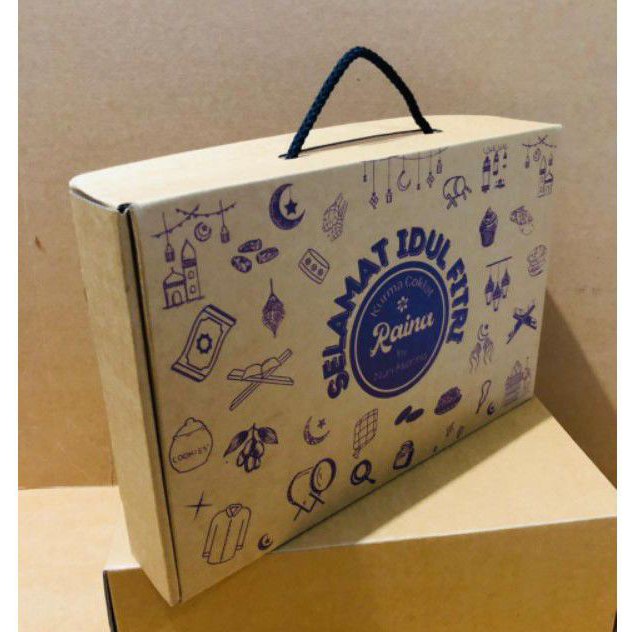 

Box / kardus sarung, hijab, mukenah, kue, dll uk. 30*20*5