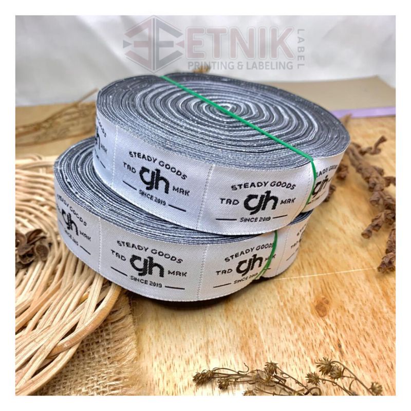 

Woven uk.3x4 cm/Woven bordir,Label Woven,Label Bordir,Label merek custom,label hijab,Label baju