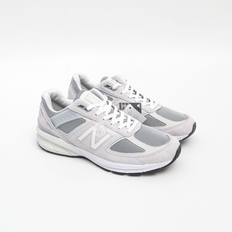 New Balance 990 V5 Nimbus Cloud