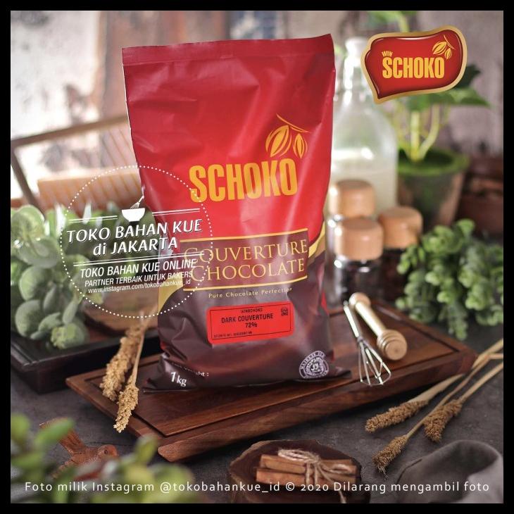 

TERBARUU!! Schoko Dark Chocolate Couverture CUBE 72% 1kg Cokelat Baking Coklat TERBARU