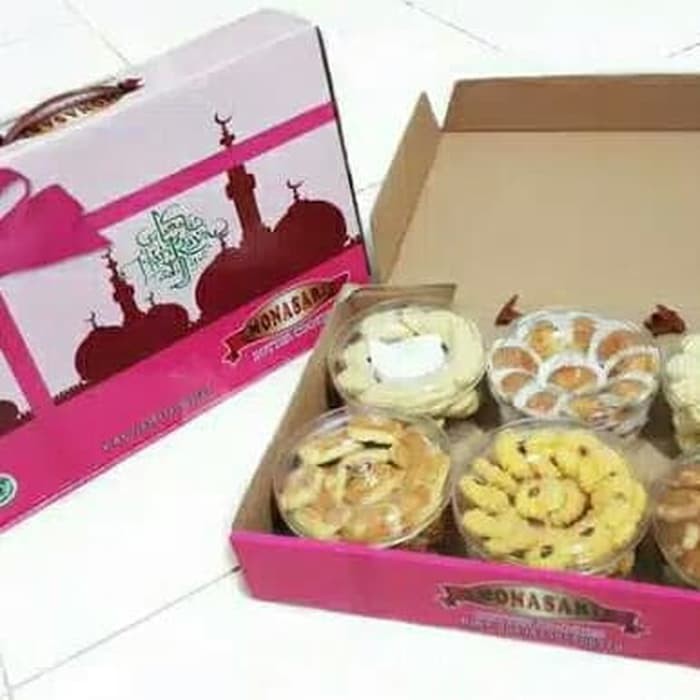 

Paket Parcel Kue Kering Lebaran (isi 6 toples) IU9P