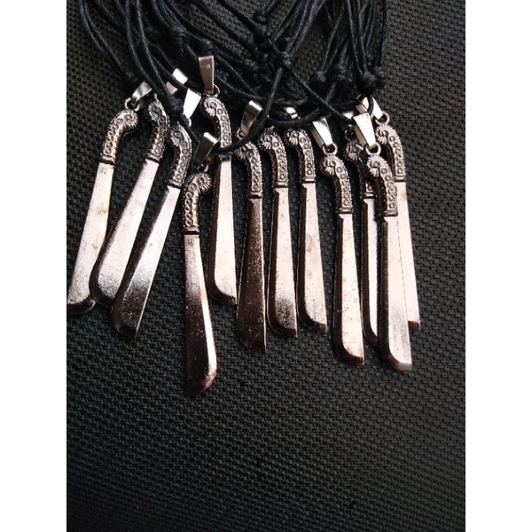 kalung tali golok