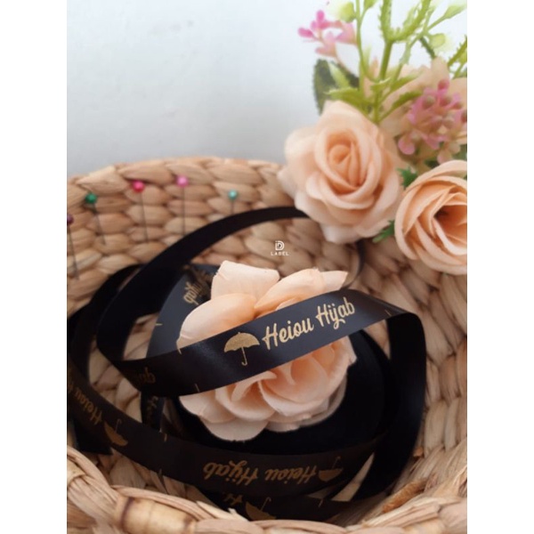 

Label Satin Halus (1warna)