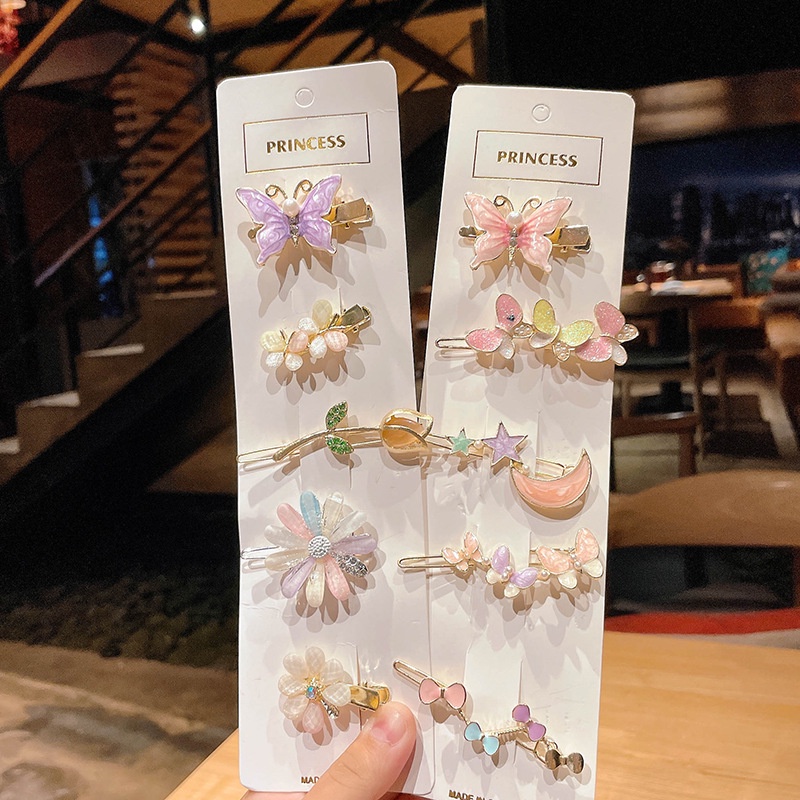 5pcs / set Jepit Rambut Desain Beruang Butterfly Bintang Bulan Bunga Mutiara Buatan Untuk Wanita