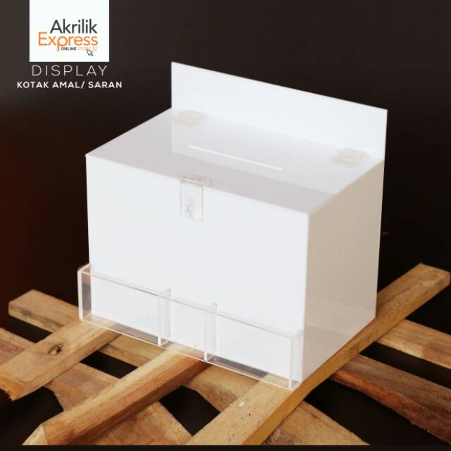 

Kotak amal akrilik / kotak saran
