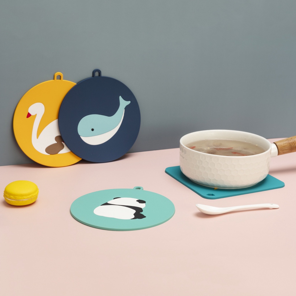 Tatakan Alas Panci Panas Tatakan Gelas Piring Mangkok Lucu Unik Kartun Panda Dekorasi Meja Makan Dapur Resto Bahan Silicone Pad Anti / Tahan Panas Anti Slip Lepek Tebal Kotak / Bulat Anti-Scalding Tea Coaster Bowl Mat